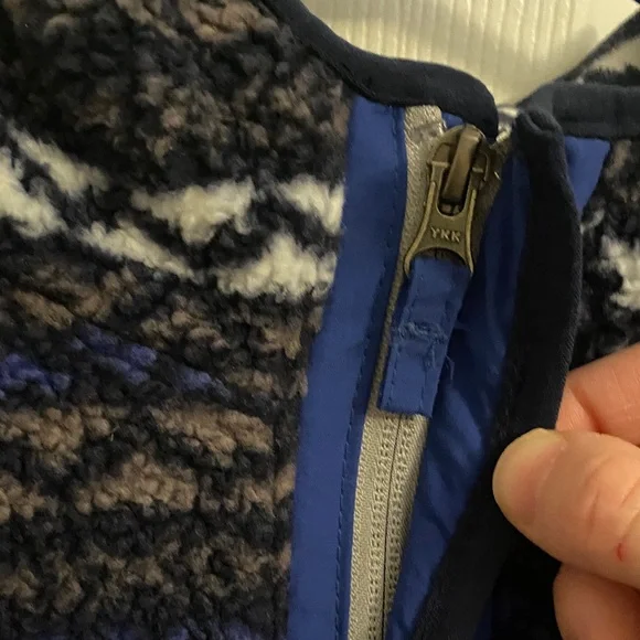 Columbia Kids Hooded Patterned Fleece Jacket in Blue and Black - Picture 3 of 6